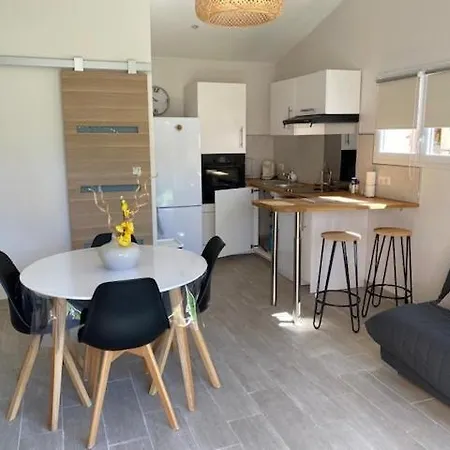 Holiday home La Desiree'ade