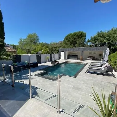 Holiday home La Desiree'ade *