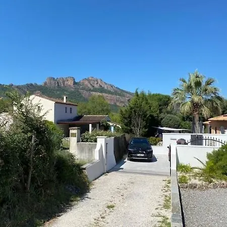 Сasa de vacaciones La Désirée'ade Roquebrune-sur-Argens