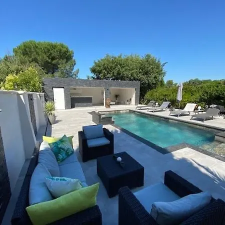 Сasa de vacaciones La Désirée'ade Roquebrune-sur-Argens