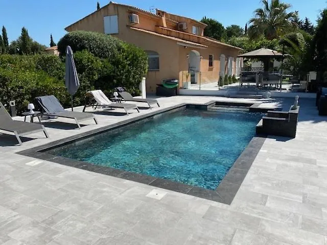 Dom wakacyjny La Desiree'ade