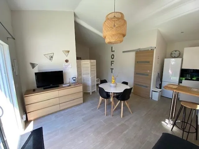 La Desiree'ade 펜션